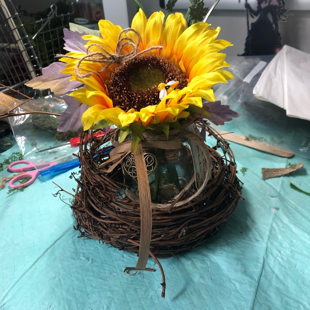 Fall tabletop decor - Picture 3 of 12
